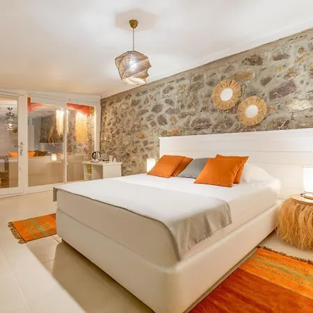 Hotel Casa Daracia *